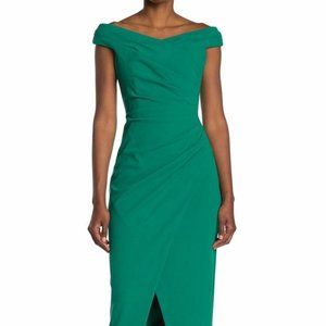 CALVIN KLEIN Off The Shoulder Side Rouched Gown in Meadow Green - Size US 12